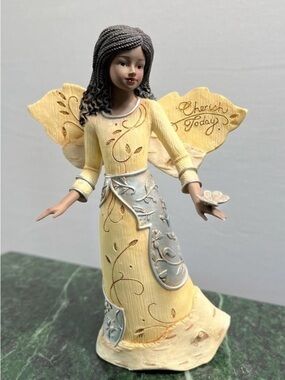 Elements Angel Cherish Today-5.5”-Preowned, EUC, No Chips/Cracks